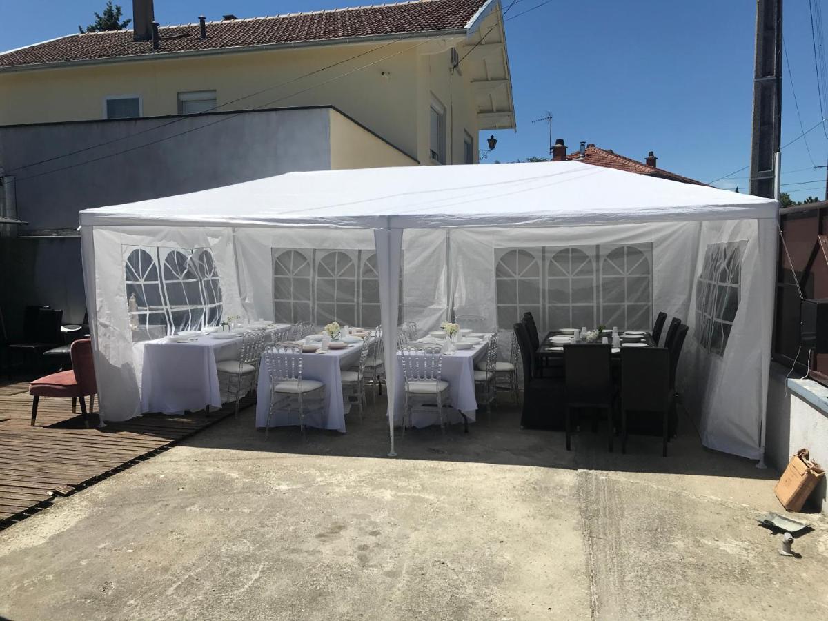 Pavillon Bon Enfant Lägenhet Saint-Priest  Exteriör bild